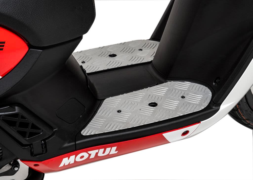 HLINÍKOVÁ PODLAHA KISBEE